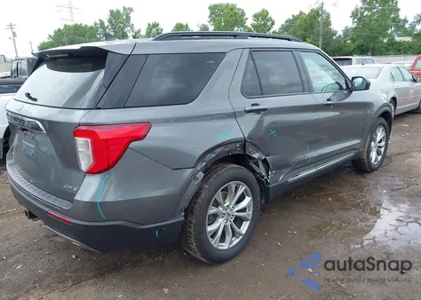 2021 Ford Explorer Xlt from USA, damaged, VIN 1FMSK8DH8MGA13962